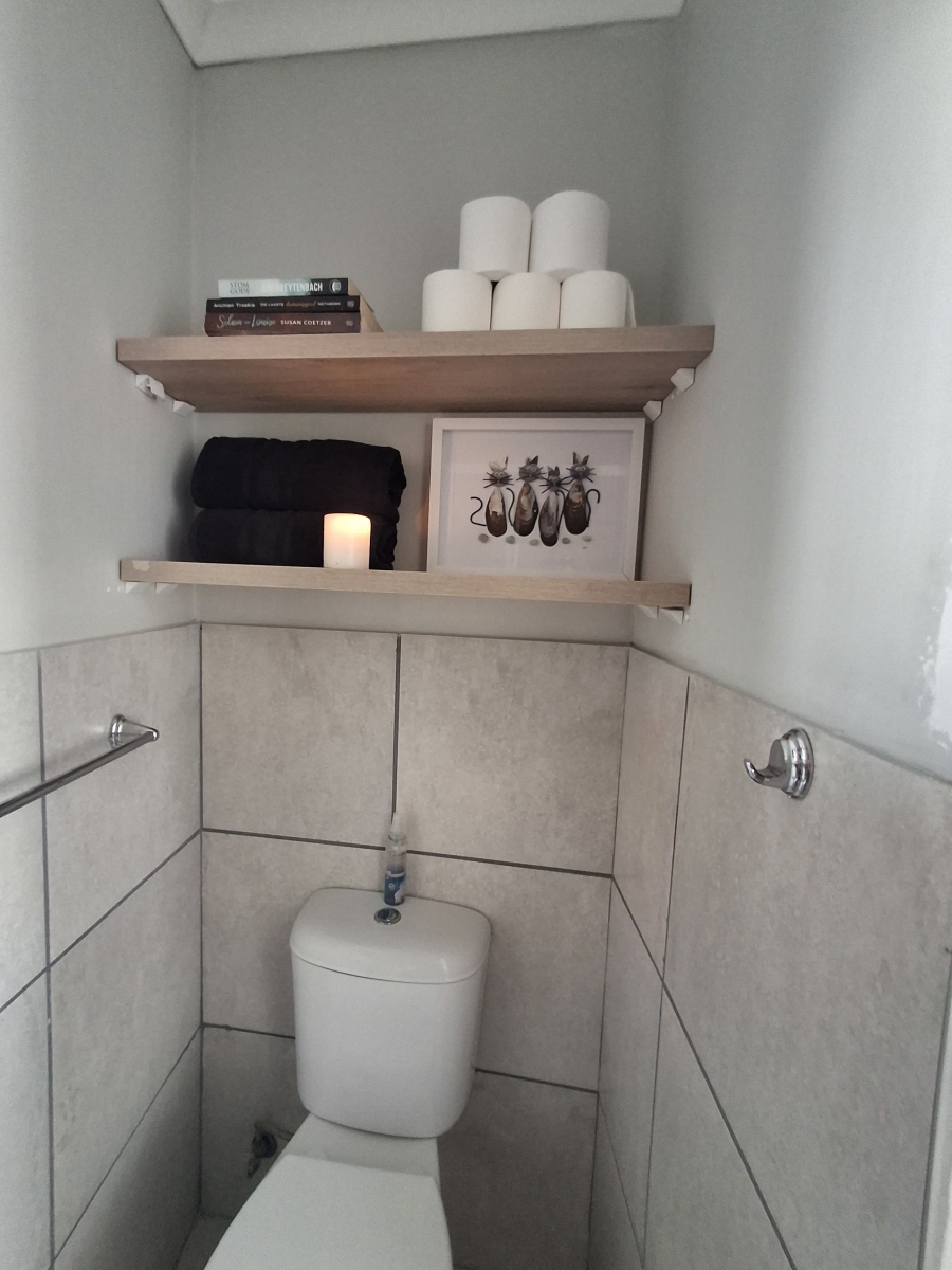 2 Bedroom Property for Sale in Island View Western Cape